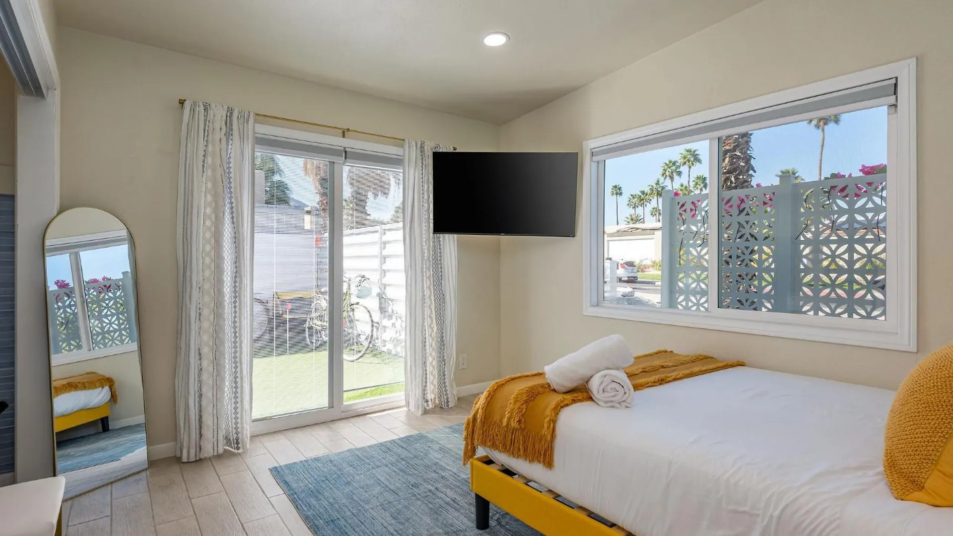 Tatil Evi 5Br Pool Mountain View Bbq Villa Palm Springs